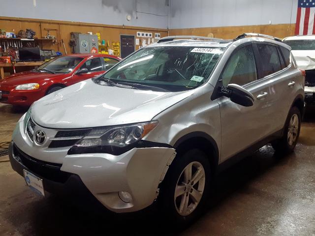 Photo 1 VIN: 2T3RFREV3DW117295 - TOYOTA RAV4 XLE 