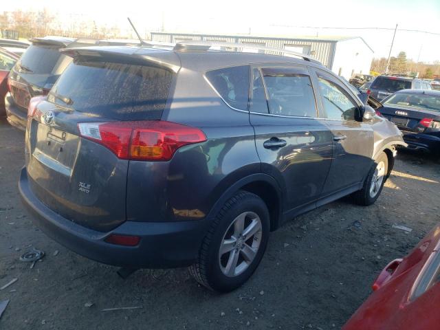 Photo 2 VIN: 2T3RFREV3EW158673 - TOYOTA RAV4 XLE 