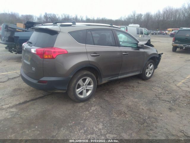 Photo 3 VIN: 2T3RFREV3EW200212 - TOYOTA RAV4 