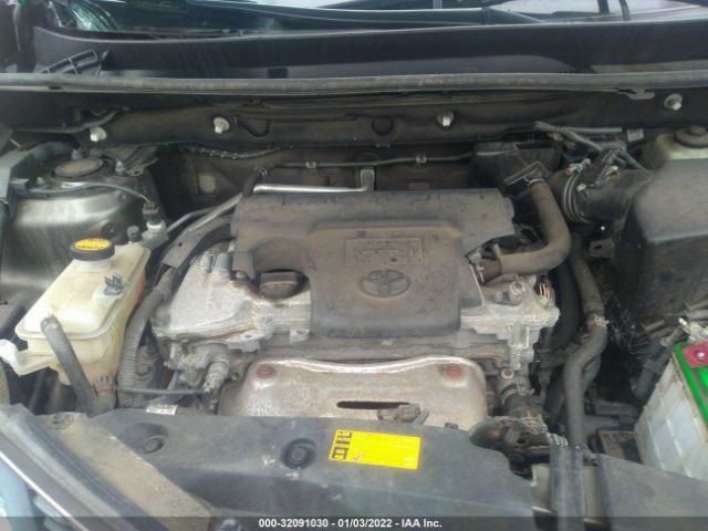 Photo 9 VIN: 2T3RFREV3EW200212 - TOYOTA RAV4 