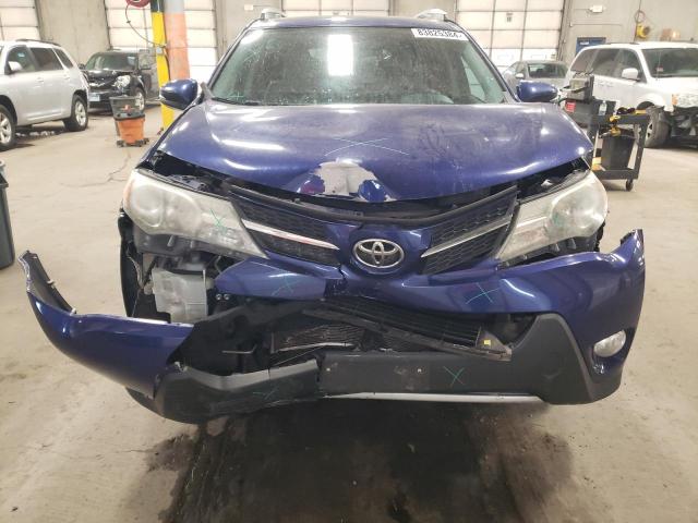 Photo 4 VIN: 2T3RFREV3FW245717 - TOYOTA RAV4 XLE 