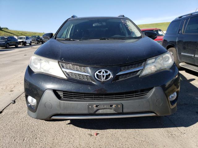 Photo 4 VIN: 2T3RFREV3FW318469 - TOYOTA RAV4 XLE 