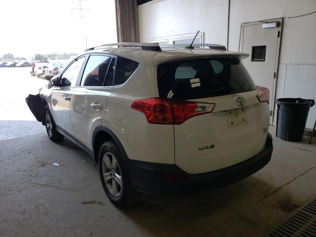 Photo 2 VIN: 2T3RFREV3FW329309 - TOYOTA RAV4 XLE 