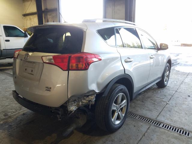 Photo 3 VIN: 2T3RFREV3FW329665 - TOYOTA RAV4 XLE 