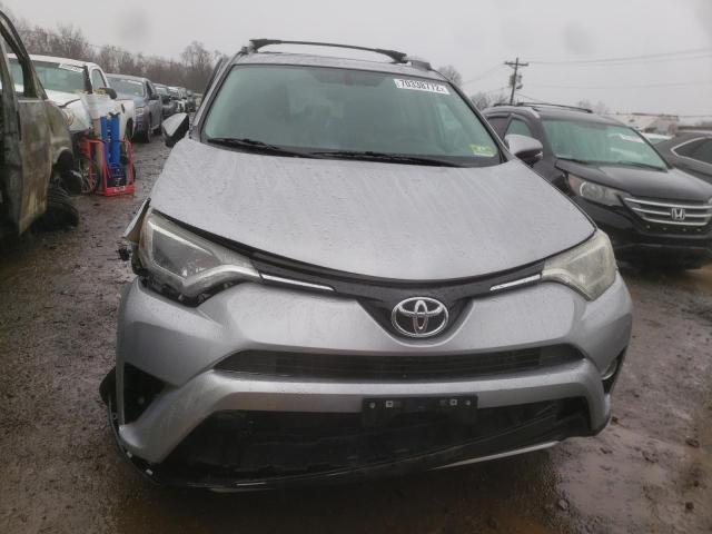 Photo 4 VIN: 2T3RFREV3GW430495 - TOYOTA RAV4 XLE 