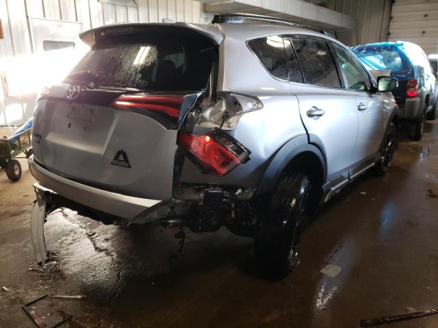 Photo 3 VIN: 2T3RFREV3JW740556 - TOYOTA RAV4 ADVEN 