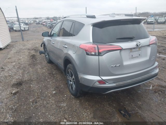 Photo 2 VIN: 2T3RFREV3JW742694 - TOYOTA RAV4 