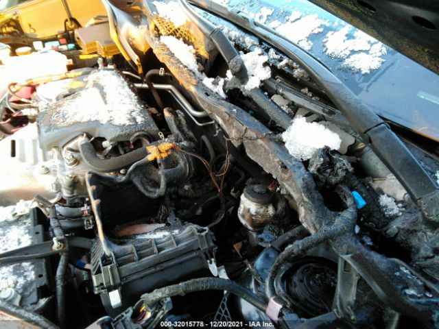 Photo 5 VIN: 2T3RFREV3JW760760 - TOYOTA RAV4 