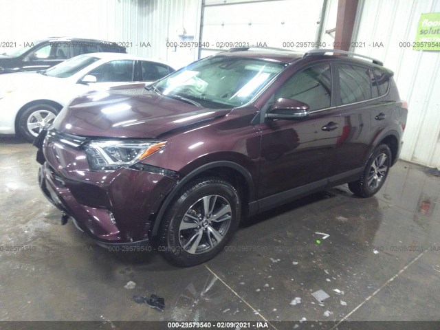 Photo 1 VIN: 2T3RFREV3JW778174 - TOYOTA RAV4 