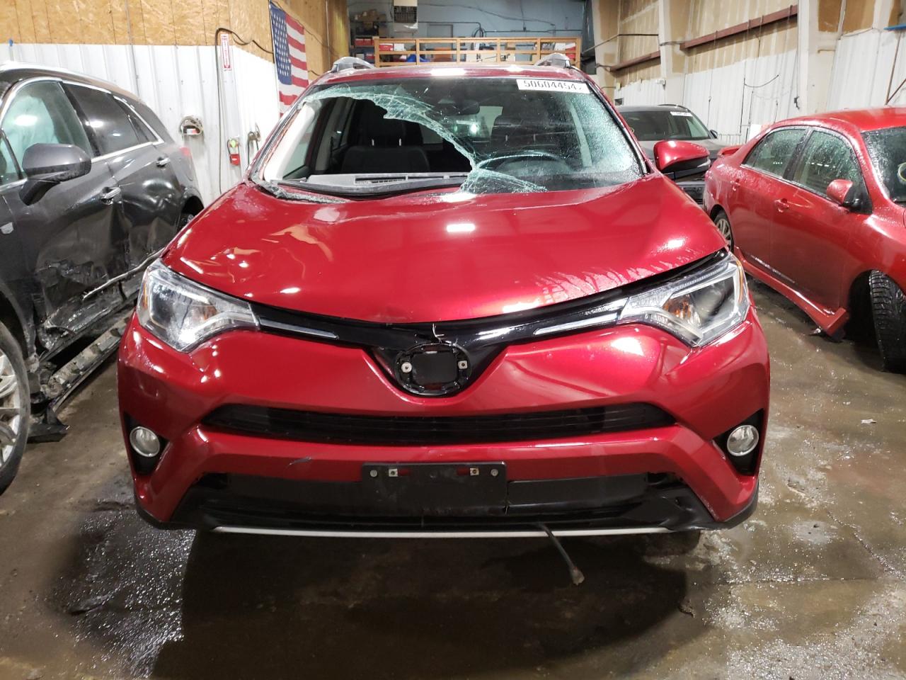 Photo 4 VIN: 2T3RFREV3JW780863 - TOYOTA RAV 4 