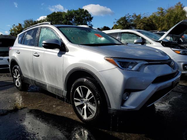 Photo 3 VIN: 2T3RFREV3JW786369 - TOYOTA RAV4 