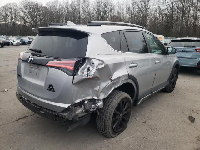 Photo 2 VIN: 2T3RFREV3JW794021 - TOYOTA RAV4 ADVEN 