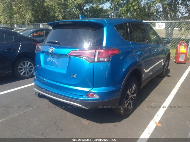 Photo 3 VIN: 2T3RFREV3JW804322 - TOYOTA RAV4 