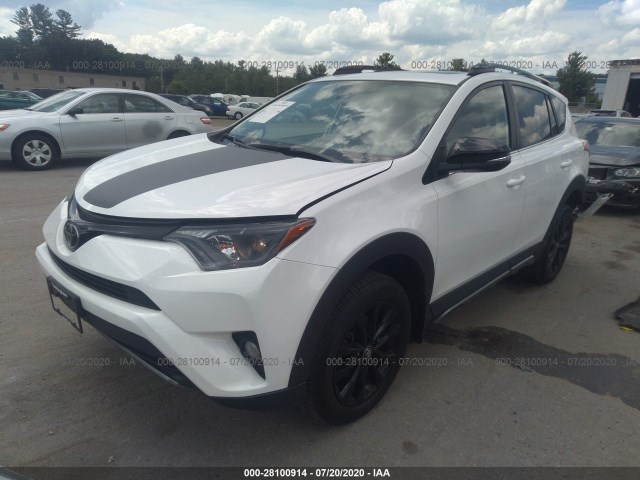 Photo 1 VIN: 2T3RFREV3JW809343 - TOYOTA RAV4 