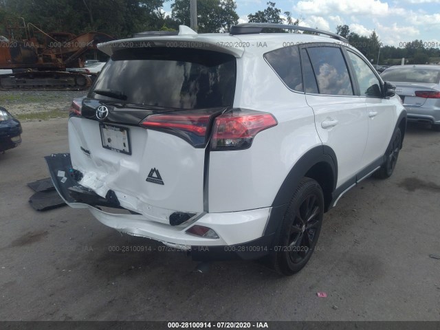 Photo 3 VIN: 2T3RFREV3JW809343 - TOYOTA RAV4 