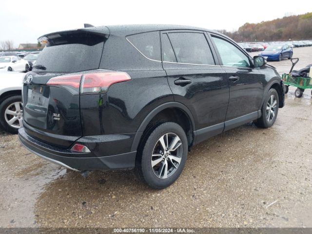 Photo 3 VIN: 2T3RFREV3JW814588 - TOYOTA RAV4 