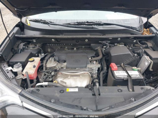 Photo 9 VIN: 2T3RFREV3JW822609 - TOYOTA RAV4 