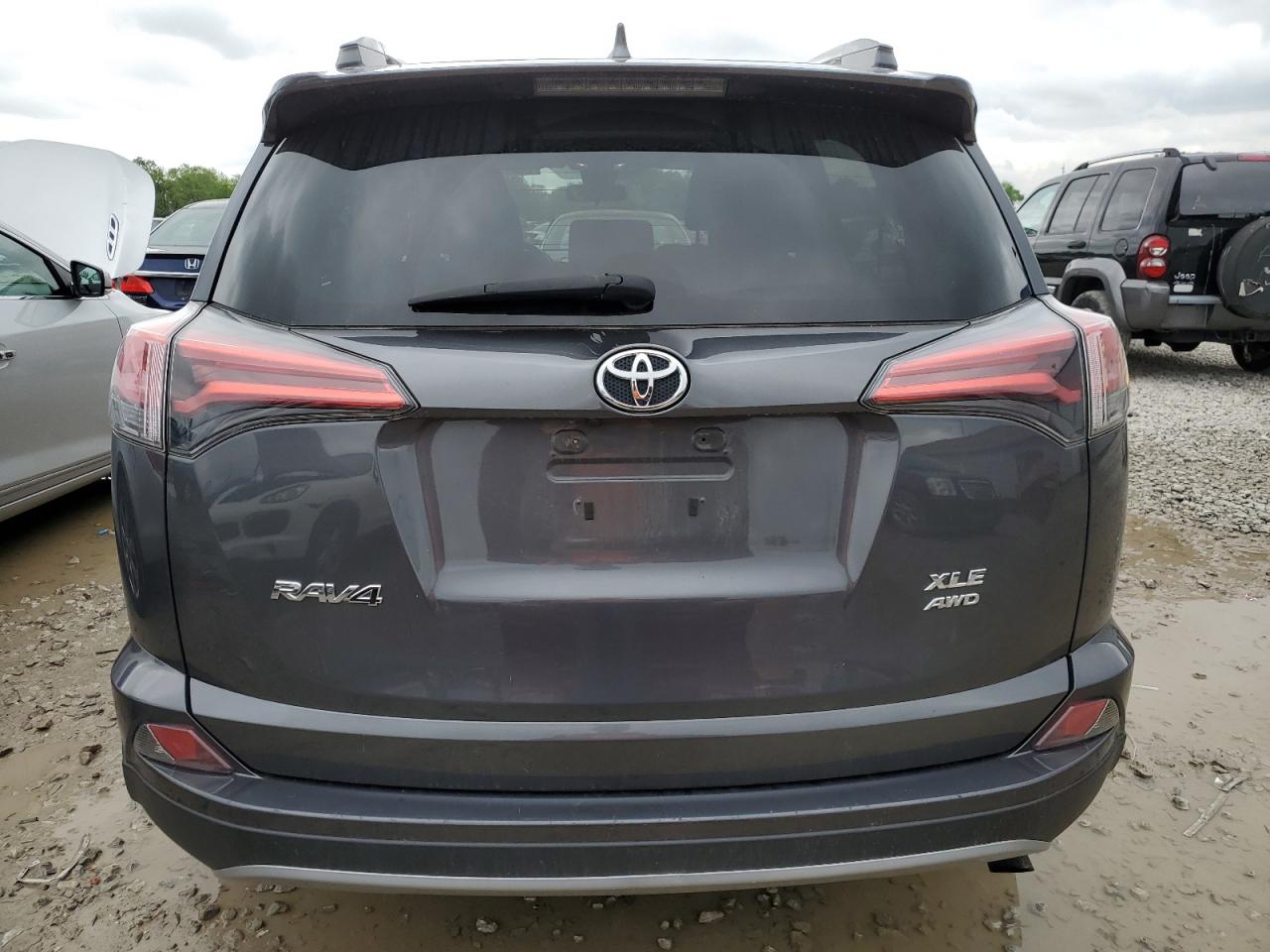 Photo 5 VIN: 2T3RFREV3JW825350 - TOYOTA RAV 4 