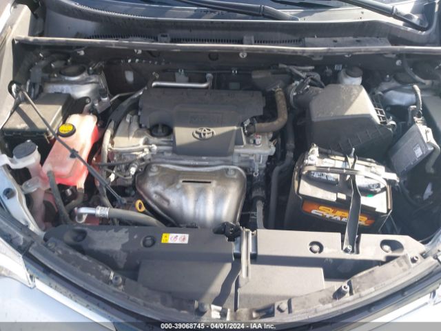 Photo 9 VIN: 2T3RFREV3JW854816 - TOYOTA RAV4 