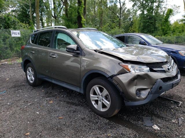 Photo 3 VIN: 2T3RFREV4EW215978 - TOYOTA RAV4 XLE 