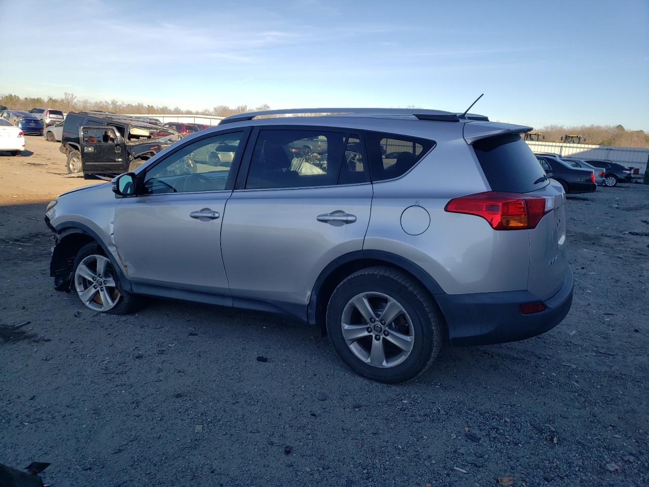 Photo 1 VIN: 2T3RFREV4FW232782 - TOYOTA RAV 4 