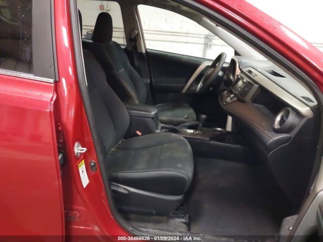 Photo 4 VIN: 2T3RFREV4FW233253 - TOYOTA RAV4 