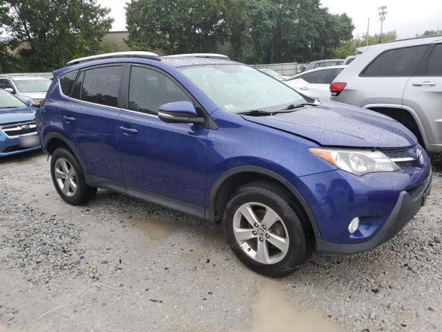 Photo 3 VIN: 2T3RFREV4FW402493 - TOYOTA RAV4 XLE 