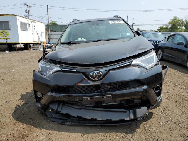 Photo 4 VIN: 2T3RFREV4HW671774 - TOYOTA RAV4 XLE 