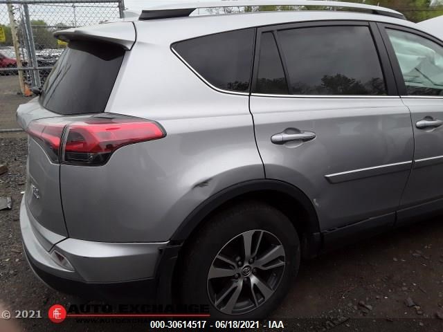 Photo 4 VIN: 2T3RFREV4HW675128 - TOYOTA RAV4 