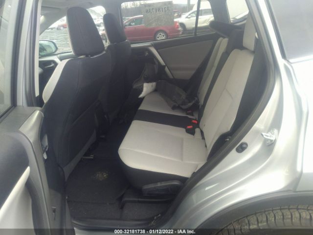 Photo 7 VIN: 2T3RFREV4JW710188 - TOYOTA RAV4 