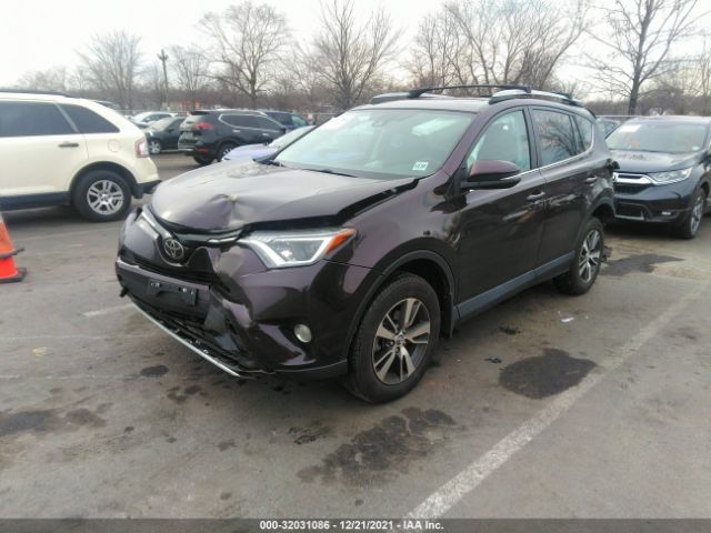 Photo 1 VIN: 2T3RFREV4JW733602 - TOYOTA RAV4 