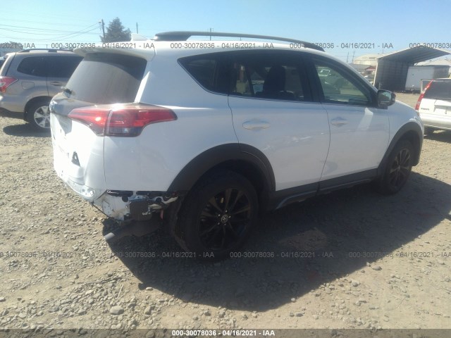 Photo 3 VIN: 2T3RFREV4JW815183 - TOYOTA RAV4 