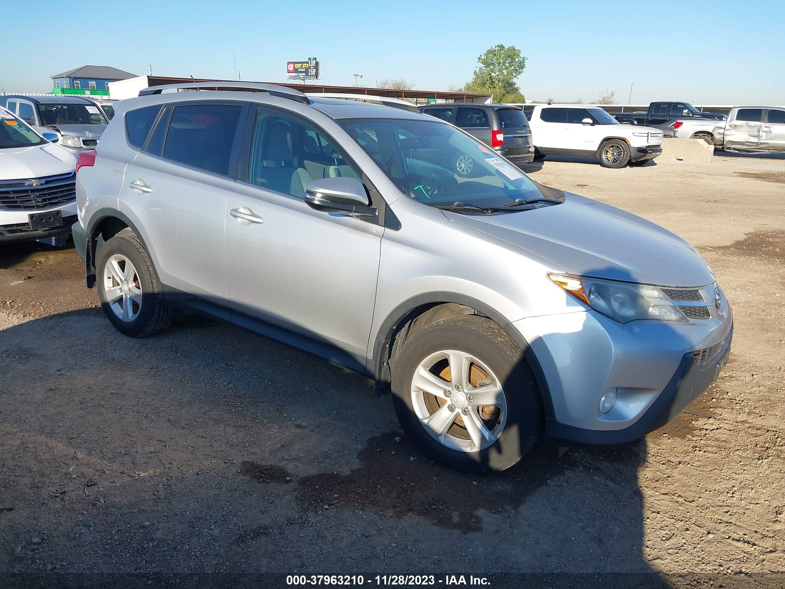 Photo 1 VIN: 2T3RFREV5EW155838 - TOYOTA RAV 4 