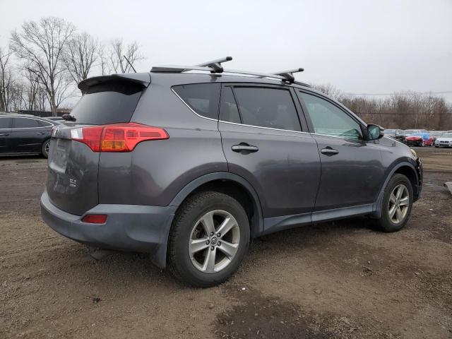 Photo 2 VIN: 2T3RFREV5FW231303 - TOYOTA RAV4 XLE 