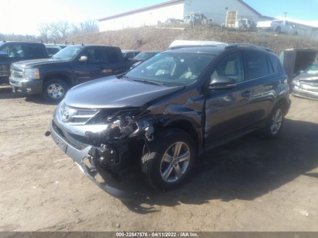 Photo 1 VIN: 2T3RFREV5FW357886 - TOYOTA RAV4 