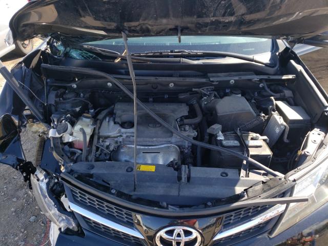 Photo 6 VIN: 2T3RFREV5FW369553 - TOYOTA RAV4 XLE 