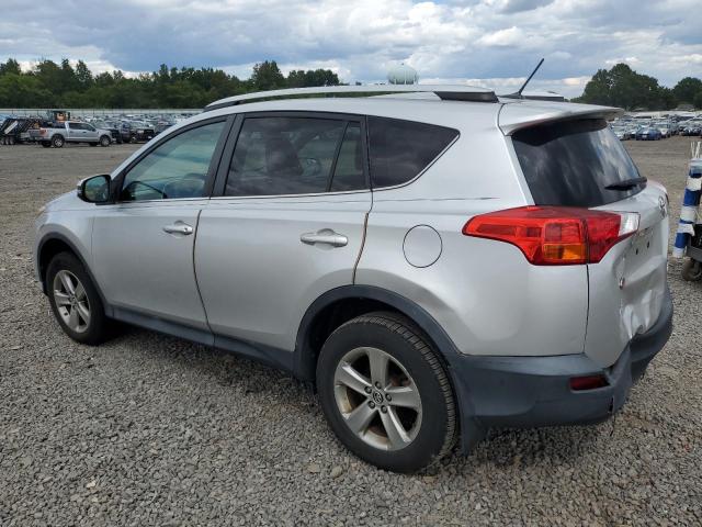 Photo 1 VIN: 2T3RFREV5FW396431 - TOYOTA RAV4 XLE 