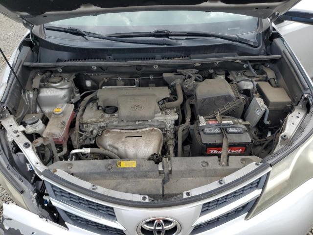 Photo 10 VIN: 2T3RFREV5FW396431 - TOYOTA RAV4 XLE 