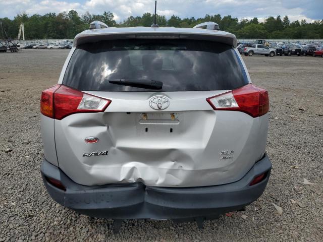 Photo 5 VIN: 2T3RFREV5FW396431 - TOYOTA RAV4 XLE 