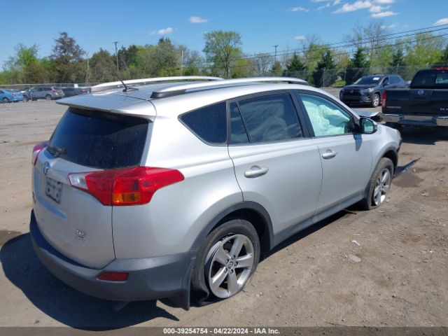 Photo 3 VIN: 2T3RFREV5FW406696 - TOYOTA RAV4 