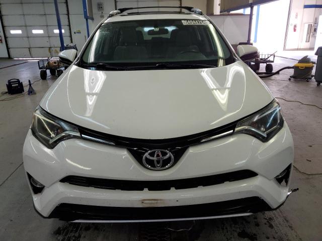 Photo 4 VIN: 2T3RFREV5GW441630 - TOYOTA RAV4 XLE 