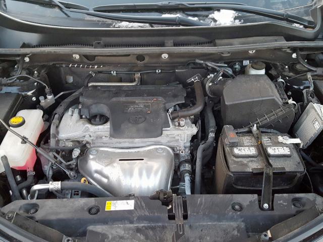 Photo 6 VIN: 2T3RFREV5HW652795 - TOYOTA RAV4 XLE 