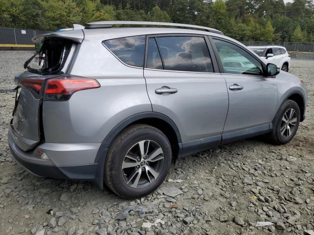 Photo 2 VIN: 2T3RFREV5HW663070 - TOYOTA RAV4 XLE 