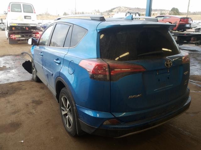 Photo 2 VIN: 2T3RFREV5HW674733 - TOYOTA RAV4 XLE 