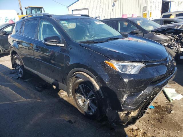 Photo 3 VIN: 2T3RFREV5HW681164 - TOYOTA RAV4 XLE 