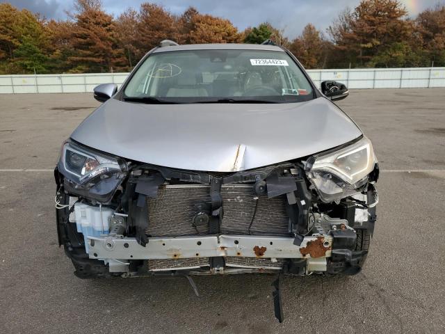 Photo 4 VIN: 2T3RFREV5HW690723 - TOYOTA RAV4 