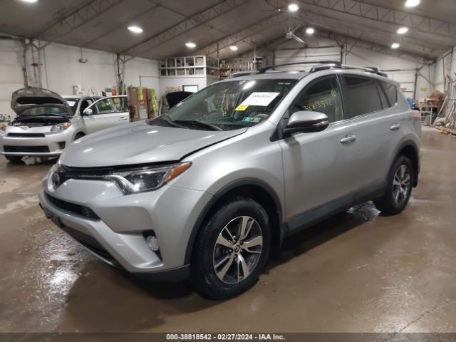 Photo 1 VIN: 2T3RFREV5JW755009 - TOYOTA RAV4 