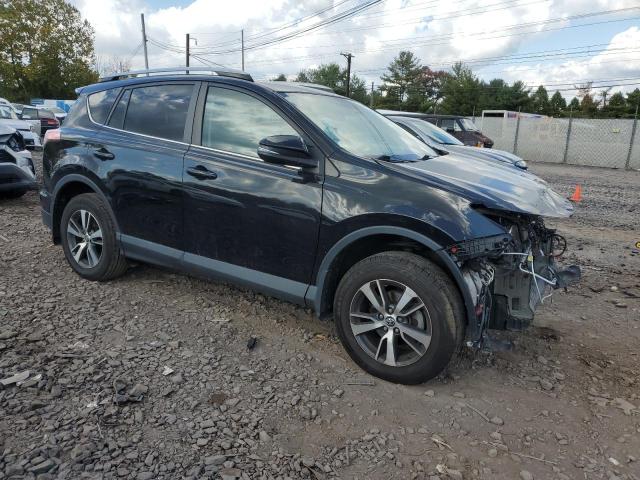 Photo 3 VIN: 2T3RFREV5JW768231 - TOYOTA RAV4 ADVEN 