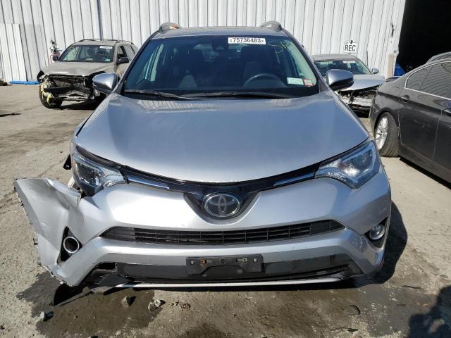 Photo 4 VIN: 2T3RFREV5JW780332 - TOYOTA RAV4 