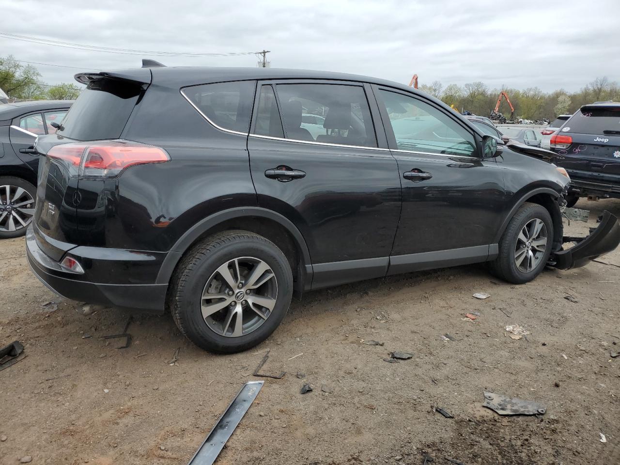 Photo 2 VIN: 2T3RFREV5JW790312 - TOYOTA RAV 4 